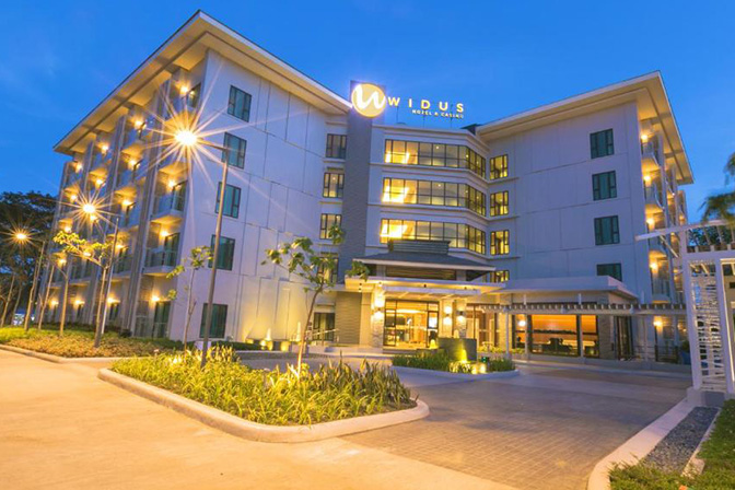 Widus-Hotel-Clark-Exterior