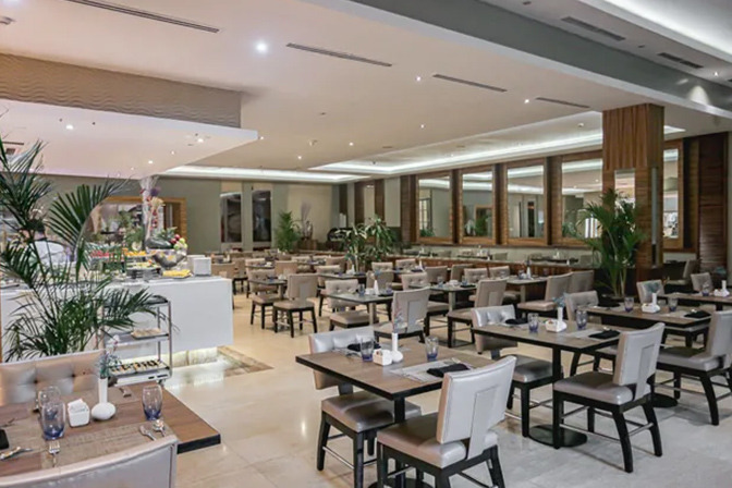 Widus-Hotel-Clark-Restaurant